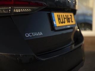 Škoda Octavia Škoda Octavia Combi 1.5 TSI MHEV Business Edition Plus | Matrix LED | Lounge Interieur | Chrome pakket | Stoel-, Stuur- & voorruitverwarming | Navi 13inch | Wireless App-connect | El. achterklep m.sensor | ACC - afbeelding nr 34