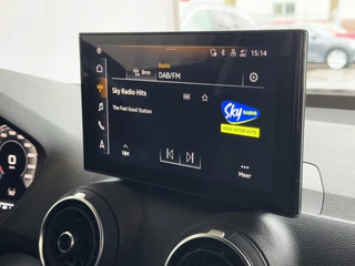 Audi Q2 Audi Q2 35 TFSI 1.5 ✅NIEUW MODEL✅ S EDITION 150PK VIR.COCKPIT ELEK.KLEP TOUCHSCREEN CARPLAY NAVI CAMERA MATRIX LED STOELVERW. PDC KEYLESS 11/2024 
