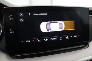Škoda Octavia Skoda Octavia 1.0 e-TSI Business Edition Plus |  Stoelverwarming | Trekhaak | Adaptive cruise | Carplay | Full LED | Keyless | Sfeerverlichting - afbeelding nr 16
