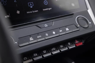 Peugeot 308 Peugeot 308 1.2 PureTech Active Pack Business AIRCO / CRUISE CONTROLE / NEDERLANDSE AUTO - afbeelding nr 42