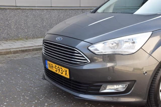 Ford C-MAX Ford C-Max 1.0 Titanium | Parkeersensoren voor en achter | Verwarmde voorruit | Trekhaak | - afbeelding nr 3