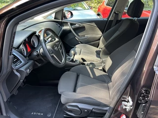 Opel Astra Opel Astra Sports Tourer 1.4 Turbo 140pk Edition Navi, Clima, Trekhaak, LMV - afbeelding nr 18