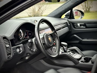 Porsche Cayenne Porsche Cayenne Coupé 4.0 Turbo GT Approved garantie|Carbon|Burmester®| Keramisch|Softclose door|HUD - afbeelding nr 23