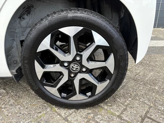 Toyota Aygo Toyota Aygo 1.0 VVT-i x-play CarPlay/Camera/Navi/Cruise Control - afbeelding nr 13