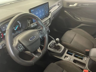 Ford Focus Ford Focus Wagon 1.0 EcoBoost Hybrid ST Line Navigatie Climate Control Led Dab Camera Parkeer sensoren Cruise Control Lichtmetalen velgen - afbeelding nr 21