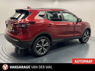 Nissan QASHQAI Nissan Qashqai 1.3 DIG-T Premium Edition Automaat-Trekhaak-Navigatie-Carplay-Cr.contr-Clima-360Camera-Lm.18