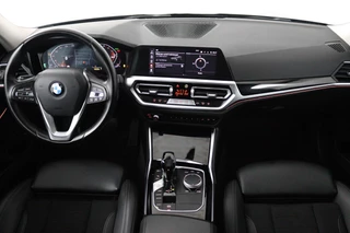 BMW 3 Serie BMW 3-serie Touring 318i Executive Edition (PARKEERSENSOREN, CRUISE CONTROL, NAVIGATIE, NL-AUTO, DEALER ONDERHOUDEN) - afbeelding nr 3