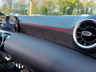 Mercedes-Benz A-Klasse 180 136pk Automaat Business Solution AMG | Origineel NL | Navi | Apple Carplay+Android Auto | Clima | Cruise | Led Koplampen | Pdc V+A+Assist+Camera | Stoelverwarming | 18''lm - afbeelding nr 33