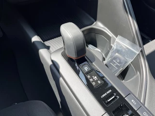 Toyota C-HR Toyota C-HR 1.8 Hybrid 140 Dynamic - afbeelding nr 6