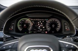 Audi Q8 Audi Q8 60 TFSI e Competition | Nieuw | Facelift | Advanced onderstel | Vierwielbesturing | Pano | B&O | Massage | Trekhaak | 23 inch | - afbeelding nr 42