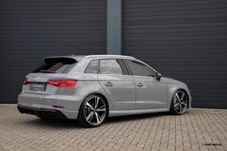 Audi RS3 Audi A3 Sportback 2.5 TFSI RS 3 | Pano | B&O | RS-stoelen | Matrix LED | Virtual cockpit | OPF delete | Orig. NL - afbeelding nr 36