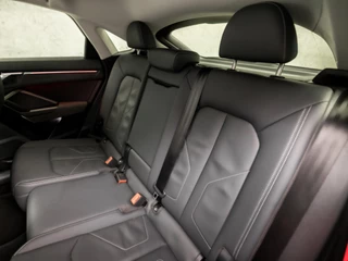 Audi Q3 245Pk Automaat (SCHUIFDAK, APPLE CARPLAY, GROOT NAVI, CLIMATE, LEDEREN SPORTSTOELEN, SFEERVERLICHTING, CAMERA, GETINT GLAS, CRUISE, NIEUWSTAAT) - afbeelding nr 16