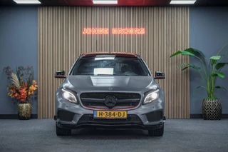 Mercedes-Benz GLA Mercedes-Benz GLA-klasse AMG 45 4MATIC | Schaalstoelen - afbeelding nr 12