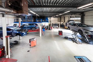 Ford Puma Ford Puma 1.0 EcoBoost Hybrid ST-Line 125PK Winterpack Camera Cruise Navi Climate Parkeersensoren Privacy Glass Full-LED *Sportief* - afbeelding nr 27