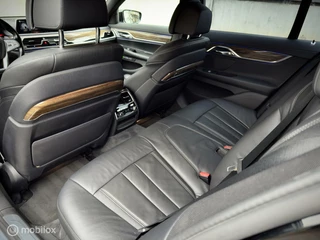 BMW 7 Serie BMW 7-serie 730d M-Sport | Luchtvering | Massage | Leder - afbeelding nr 21
