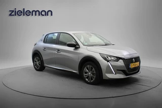 Peugeot e-208 Active Pack 50 kWh - Carplay, Navi, Cruise