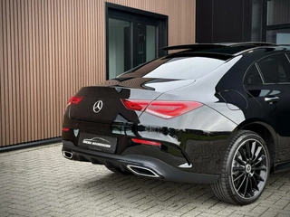 Mercedes-Benz CLA Mercedes CLA-klasse 250 e AMG CLA250e Coupe Panoramadak|Keyless|Camera 360°|Advanced sound|Sfeerverlichting|Head-up|Night pakket|Multibeam LED - afbeelding nr 9