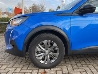 Peugeot 2008 Navigatie Clima + Cruise Controle Dab Lichtmetalen Velgen Carplay Parkeersensoren NL Auto - afbeelding nr 29