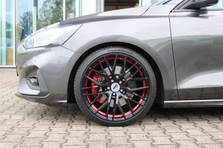 Ford Focus Ford Focus Wagon 2.3 EcoBoost ST-3 | Automaat 280pk! | Dubbele Wielset | Panoramadak | Winter Pack | Adaptive cruise control | Adaptive LED | Head up Display | Camera | - afbeelding nr 41