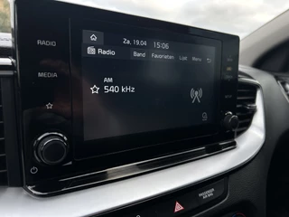 Kia Ceed Sportswagon | Plug-in Hybrid | Stoelverwarming | Stuurwiel verwarmd | - afbeelding nr 26