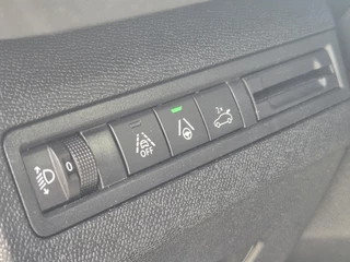 Peugeot 5008 Peugeot 5008 1.2 PureTech Blue Lease Allure 7-Persoons AUTOMAAT | NAVI | CLIMA | PDC | 18