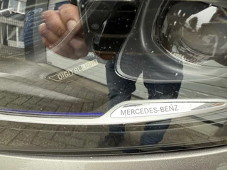 Mercedes-Benz GLC Mercedes GLC-klasse 400e 4MATIC AMG Line ACHTERAS BESTURING /LUCHTVERING/HEADUP/PANO - afbeelding nr 14