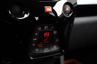 Toyota Aygo Toyota Aygo 1.0 VVT-i x-JBL 72 PK | Camera | Automaat | Carplay | 15'Inch | - afbeelding nr 26