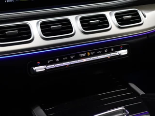 Mercedes-Benz GLE Mercedes-Benz GLE 350 e 4MATIC AMG [APPLE CARPLAY, AIRMATIC, CAMERA + TOP VIEUW, ADAPTIVE CRUISE CONTROL, DIGITAL DASH, SFEERVERLICHTING, STOELVERWARMING, ELEKTRISCHE STOELEN, FLIPPERS, TREKHAAK, NAVIGATIE, NIEUWSTAAT] - afbeelding nr 18