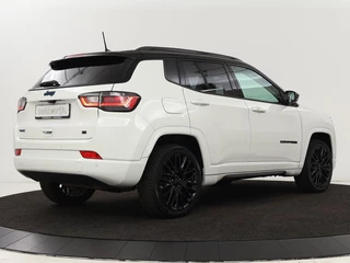 Jeep Compass Jeep Compass 4xe 240 Plug-in Hybride Electric S | Leder |  Stoel & stuurverwarming | Camera | Adaptive cruise | Carplay | Navigatie - afbeelding nr 33