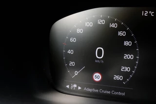 Volvo XC90 Volvo XC90 2.0 T8 Recharge AWD - PANO - SPECIALE KLEUR - afbeelding nr 21
