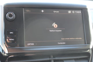 Peugeot 2008 Airco , Cruise control ,Trekhaak , Navigatie , Bluetooth Parkeersensoren achter , LED dagrijverlichting - afbeelding nr 14