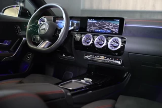 Mercedes-Benz CLA Mercedes-Benz CLA-klasse 250 e AMG 45 Look / FACELIFT / ACC / Memory / Lane Assist / 360 Camera / Dode Hoek / Open Pano / 19 Inch - afbeelding nr 6