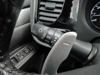 Mitsubishi Outlander Keyless | Cruise | Navigatie - afbeelding nr 24