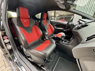Ford Fiesta Ford Fiesta 1.6 ST. HALF LEDER, CLIMA, STOELVERWARMING. - afbeelding nr 9