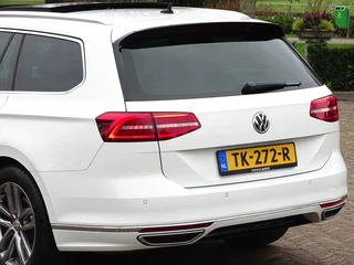Volkswagen Passat Volkswagen Passat Variant 1.4 TSI ACT 149PK DSG / HighLine / R-line / LED *NAP* - afbeelding nr 52