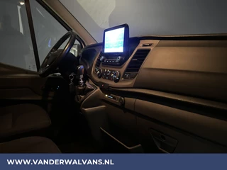Ford Transit Ford Transit 2.0 TDCI 130 pk L3H2 Euro6 Airco | Camera | Navigatie | Android Auto | Cruisecontrol | Parkeersensoren Stoelverwarming, Verwarmde voorruit, Elektrisch verstelbare bestuurdersstoel, Bijrijdersbank - afbeelding nr 17