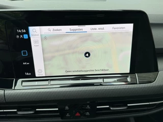 Volkswagen Golf Volkswagen Golf 1.5 eTSI R-Line Automaat | Panoramadak | LED | Black Style | Harman/Kardon HiFi | Achteruitrijcamera | Sfeerverlichting | Trekhaak afneembaar | Adaptieve cruise control | Parkeersensoren voor en achter - afbeelding nr 12