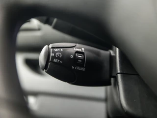 Citroën Jumpy (APPLE CARPLAY, NAVIGATIE, ELEK SCHUIFDEUR, LEDER, KEYLESS START, 3 ZITS, PARKEERSENSOREN, NIEUWE APK, NIEUWSTAAT) - afbeelding nr 17