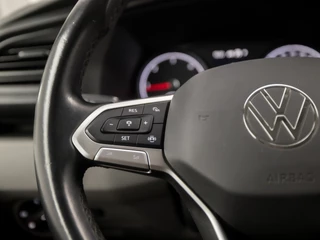 Volkswagen Transporter 150Pk Automaat (APPLE CARPLAY, GROOT NAVI, 3 ZITS, ADAPTIVE CRUISE, PARKEERSENSOREN, LM VELGEN, NIEUWE APK, NIEUWSTAAT) - afbeelding nr 18