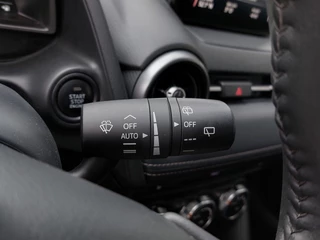 Mazda CX-3 2.0 SkyActiv-G 120pk Sportive | Origineel NL | Clima | Cruise | Pdc | Stoelverwarming | Licht+Regensensor | Privacy Glass | 18''lm | Trekhaak - afbeelding nr 21