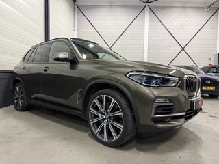 BMW X5 54DKM!!/PANO/HEAD-UP/H&K/22