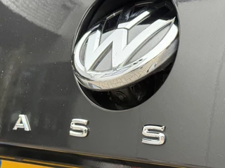 Volkswagen Passat Volkswagen Passat Variant 1.5 TSI Automaat/Trekhaak/Climate control/Stoelverwarming/150PK Keyless entry - afbeelding nr 34