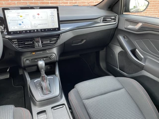 Ford Focus Ford Focus Wagon 1.0 EBH ST Line automaat 155pk - afbeelding nr 23