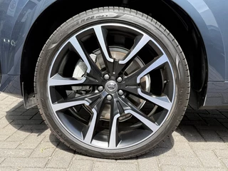 Volvo XC60 Volvo XC60 T8 455PK Recharge Ultra Dark| Full Options ! Luchtvering B&W Sou - afbeelding nr 7