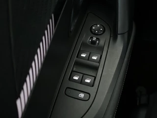 Peugeot 2008 Peugeot 2008 1.2 PureTech Allure Automaat 130PK Vive la Drive! - afbeelding nr 17
