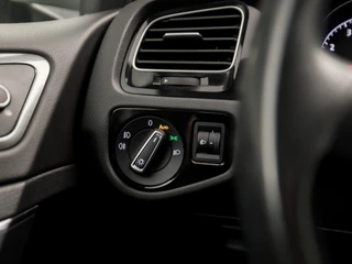 Volkswagen Golf Automaat (APPLE CARPLAY, NAVIGATIE, CLIMATE, STOELVERWARMING, GETINT GLAS, SPORTSTOELEN, CRUISE, PARKEERSENSOREN, LM VELGEN, NIEUWSTAAT) - afbeelding nr 22