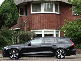 Volvo V60 Volvo V60 2.0 B4 179PK R-Design / 2021 / LED - afbeelding nr 5