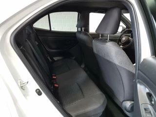 Toyota Yaris Cross Toyota Yaris Cross 1.5 Hybrid Team-D / PDC v+a / BSM / Elektrische achterklep - afbeelding nr 26