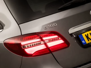 Mercedes-Benz B-Klasse Automaat (PANORAMADAK, GROOT NAVI, SFEERVERLICHTING, RODE GORDELS, LEDER/ALCANTARA, SPORTSTOELEN, GETINT GLAS, TREKHAAK, NIEUWSTAAT) - afbeelding nr 30