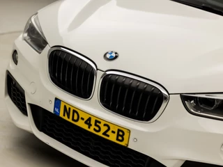 BMW X1 192Pk Automaat (GROOT NAVI, M PAKKET, HEAD-UP DISPLAY, LEDEREN SPORTSTOELEN, STOELVERWARMING, PARKEERSENSOREN, CRUISE, LED KOPLAMPEN, NIEUWE APK, NIEUWSTAAT) - afbeelding nr 34